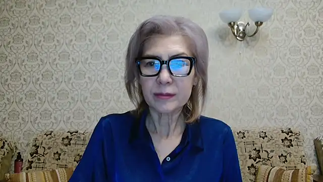 Snapshot of Elegant00Lady chatting on October 3, 2:58 pm Elegant00Lady online show from October 3, 2:58 pm