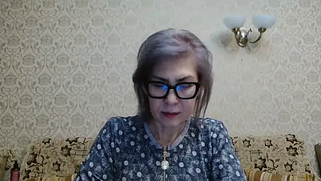 Snapshot of Elegant00Lady chatting on October 7, 5:10 pm Elegant00Lady online show from October 7, 5:10 pm