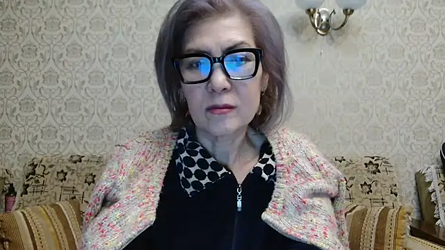 Snapshot of Elegant00Lady chatting on October 11, 5:44 pm Elegant00Lady online show from October 11, 5:44 pm