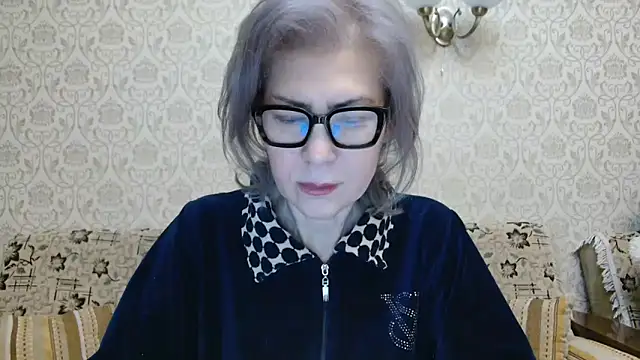 Snapshot of Elegant00Lady chatting on October 20, 5:46 pm Elegant00Lady online show from October 20, 5:46 pm