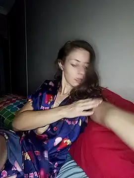 Snapshot of Missmesexycouple69 chatting on February 28, 3:18 am Missmesexycouple69 online show from February 28, 3:18 am