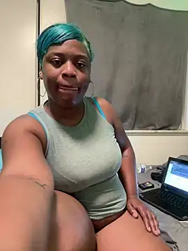 Prettynthick12 online show from June 23, 8:56 am