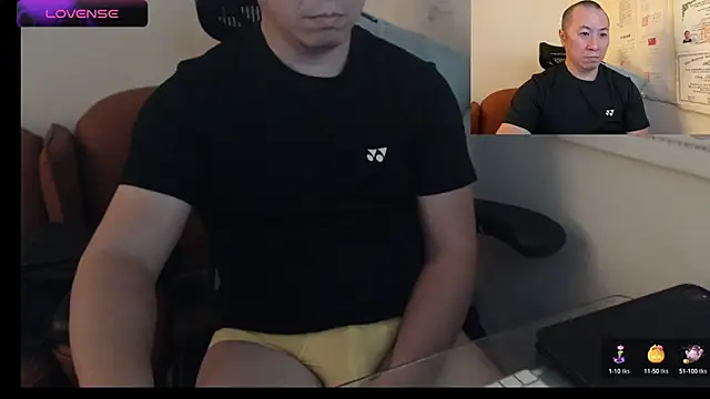 Snapshot of chih515 chatting on February 14, 3:22 am chih515 online show from February 14, 3:22 am