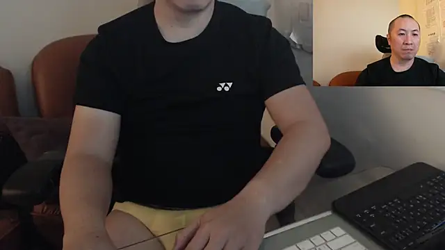 Snapshot of chih515 chatting on February 25, 1:20 am chih515 online show from February 25, 1:20 am