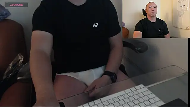 Snapshot of chih515 chatting on March 18, 1:32 am chih515 online show from March 18, 1:32 am