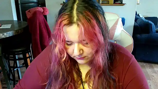 Snapshot of Zelthebrat47 chatting on January 30, 6:32 pm Zelthebrat47 online show from January 30, 6:32 pm