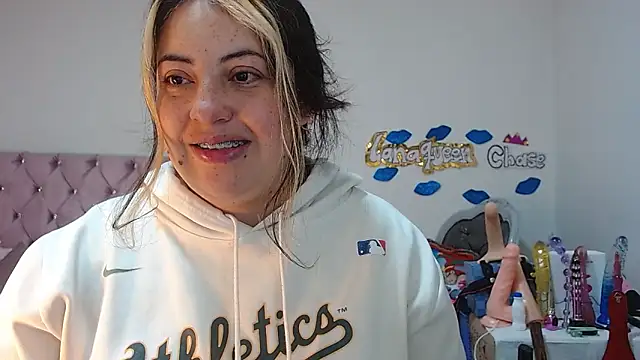 lanaqueen699 online show from January 7, 12:20 pm