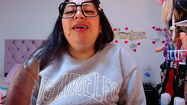 lanaqueen699 online show from April 1, 1:41 pm