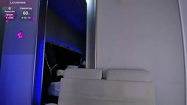 Larabrooks online show from March 1, 7:27 pm