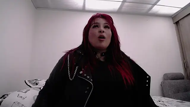 amydeepqueen online show from February 10, 4:44 pm