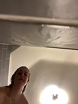 Snapshot of Floridaxxxe chatting on January 14, 4:50 pm Floridaxxxe online show from January 14, 4:50 pm