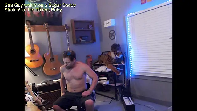 Snapshot of itsjameswebbscope chatting on June 4, 6:41 am itsjameswebbscope online show from June 4, 6:41 am