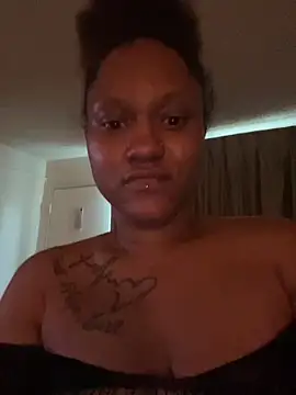 Snapshot of PrettyGal_Tingz chatting on January 25, 2:14 pm PrettyGal Tingz online show from January 25, 2:14 pm
