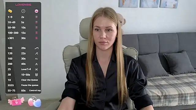 Snapshot of IsabelAllen chatting on March 11, 9:59 am IsabelAllen online show from March 11, 9:59 am
