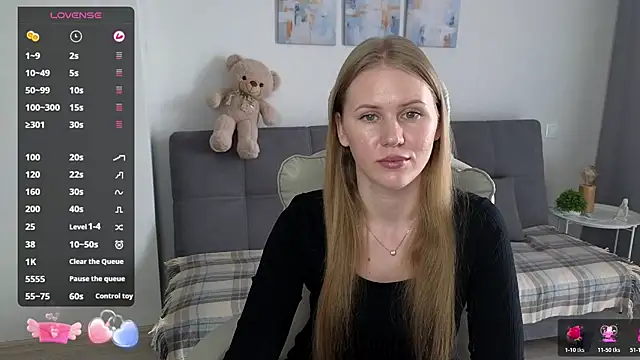 Snapshot of IsabelAllen chatting on March 31, 10:15 am IsabelAllen online show from March 31, 10:15 am