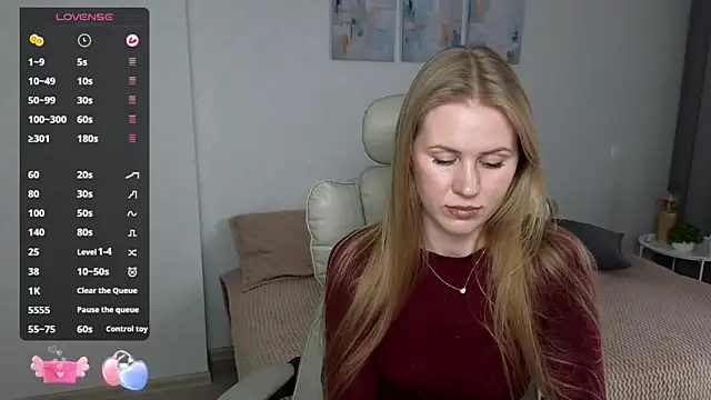 Snapshot of IsabelAllen chatting on April 9, 8:53 am IsabelAllen online show from April 9, 8:53 am