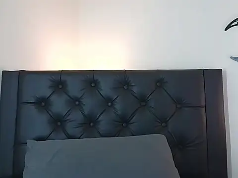 EvoletFMK online show from April 9, 2:33 pm