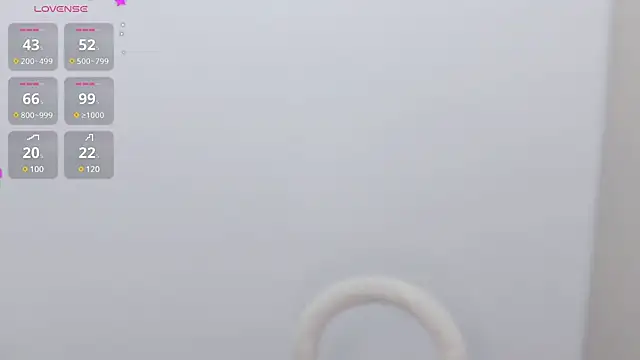 Snapshot of Hazel-11 chatting on December 21, 12:06 pm Hazel-11 online show from December 21, 12:06 pm