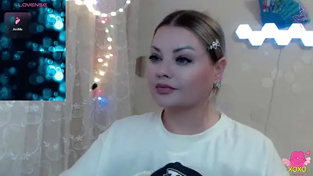 Snapshot of JewellKiss7 chatting on April 30, 6:03 pm JewellKiss7 online show from April 30, 6:03 pm