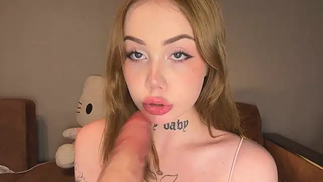 hanna cry baby online show from October 23, 3:33 pm