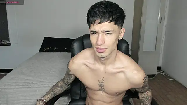 Damon  333 online show from March 12, 10:49 pm