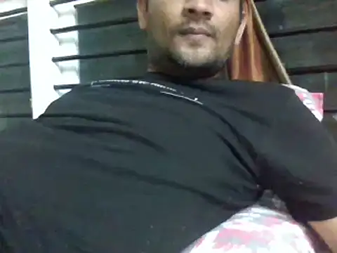 Snapshot of NiceBoy9099 chatting on January 8, 6:09 pm NiceBoy9099 online show from January 8, 6:09 pm