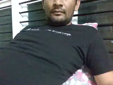 Snapshot of NiceBoy9099 chatting on January 10, 6:38 pm NiceBoy9099 online show from January 10, 6:38 pm