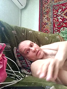 Pineapple04 online show from March 6, 11:28 am