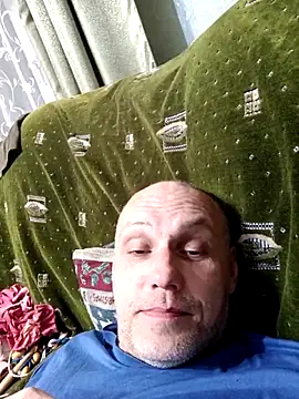 Pineapple04 online show from April 18, 7:58 pm