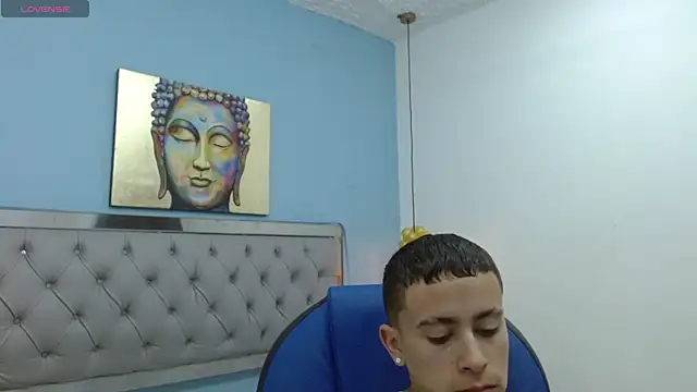 Xavii18 online show from February 11, 6:55 pm