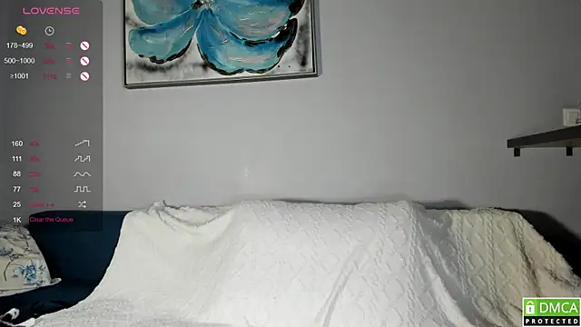 Snapshot of wwildfox chatting on September 22, 5:37 pm wwildfox online show from September 22, 5:37 pm