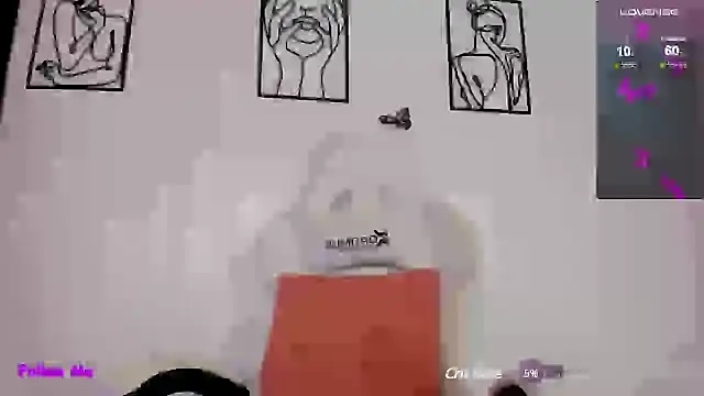 EmilyRive online show from January 14, 4:40 pm