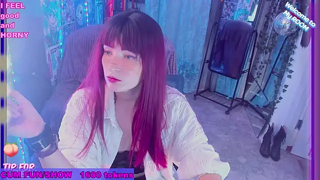 Snapshot of Toxic_Ellies chatting on February 6, 2:37 pm Toxic Ellies online show from February 6, 2:37 pm