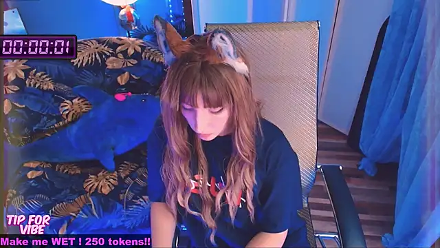 Snapshot of Toxic_Ellies chatting on September 29, 12:32 pm Toxic Ellies online show from September 29, 12:32 pm