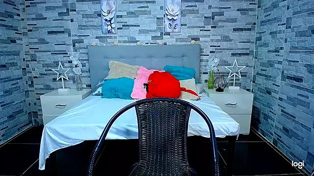 ADAM HOT online show from October 3, 9:45 pm