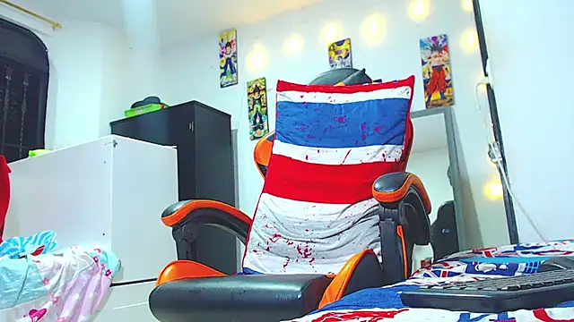 ADAM HOT online show from March 8, 3:10 am