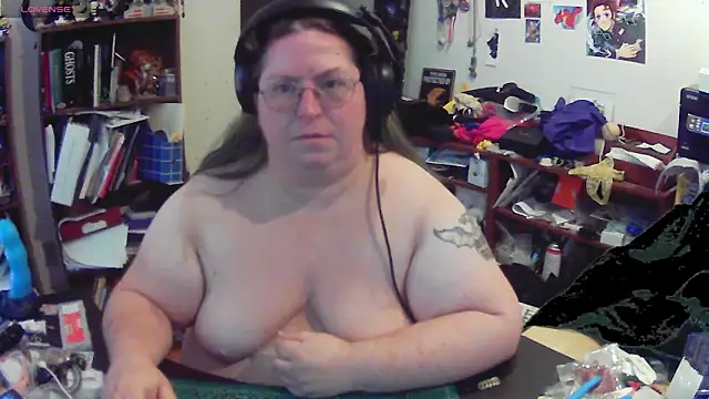 Snapshot of ShibariTurtleDuck chatting on May 29, 1:53 pm ShibariTurtleDuck online show from May 29, 1:53 pm