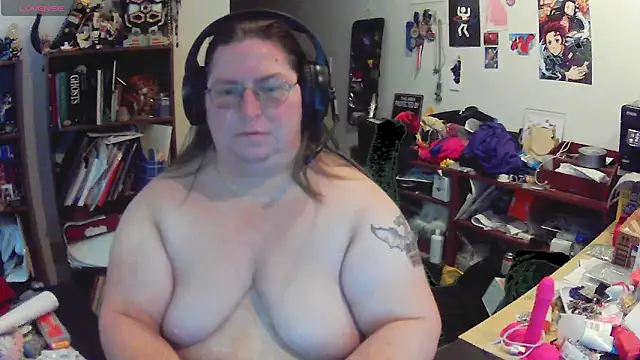 Snapshot of ShibariTurtleDuck chatting on June 4, 2:23 pm ShibariTurtleDuck online show from June 4, 2:23 pm