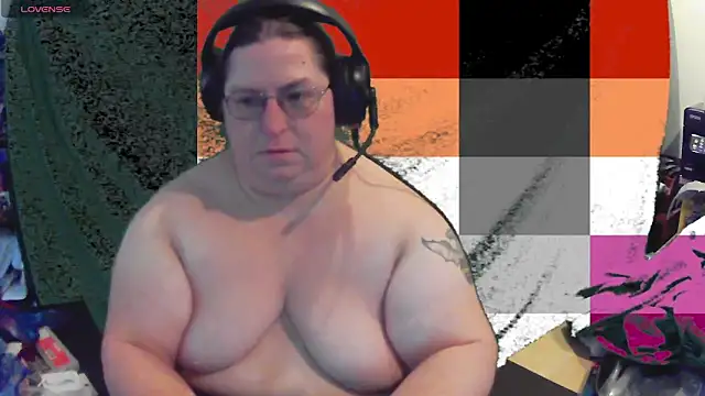 Snapshot of ShibariTurtleDuck chatting on June 12, 4:06 pm ShibariTurtleDuck online show from June 12, 4:06 pm