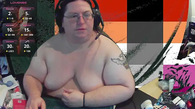 Snapshot of ShibariTurtleDuck chatting on June 17, 4:52 pm ShibariTurtleDuck online show from June 17, 4:52 pm