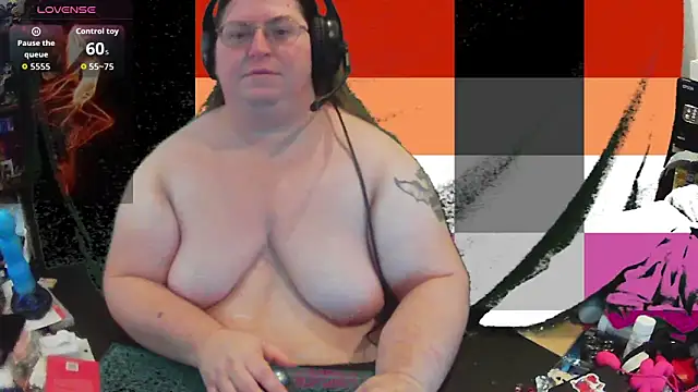 Snapshot of ShibariTurtleDuck chatting on June 18, 2:21 pm ShibariTurtleDuck online show from June 18, 2:21 pm