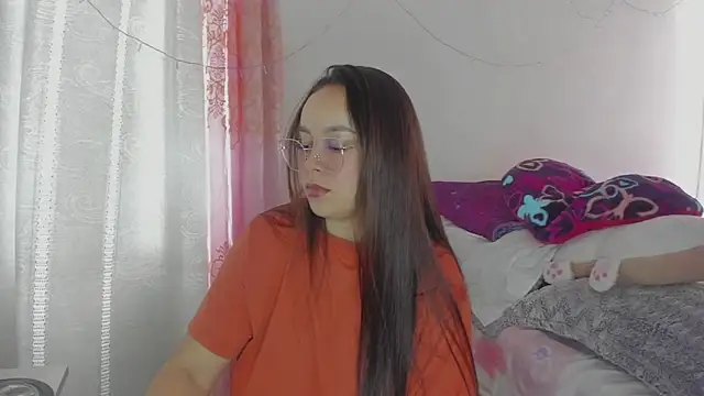 Snapshot of HARLEYNAPIER chatting on May 30, 2:58 pm HARLEYNAPIER online show from May 30, 2:58 pm