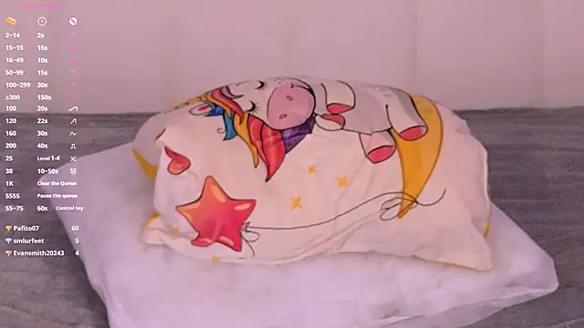 Snapshot of Alice__grace chatting on January 27, 4:30 am Alice grace online show from January 27, 4:30 am