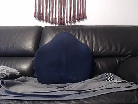 lalouette16 online show from March 15, 6:19 am