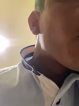 Snapshot of Onel9701 chatting on February 22, 2:59 pm Onel9701 online show from February 22, 2:59 pm