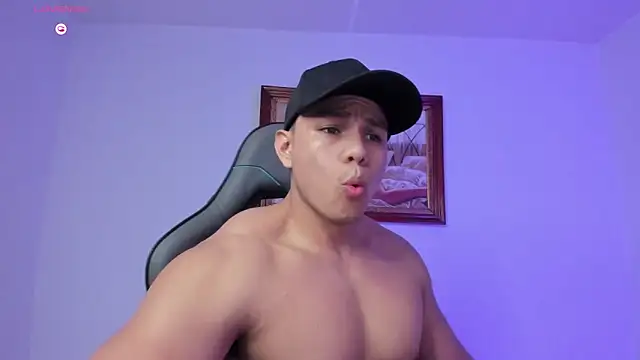 RoyConstance online show from February 17, 2:08 am