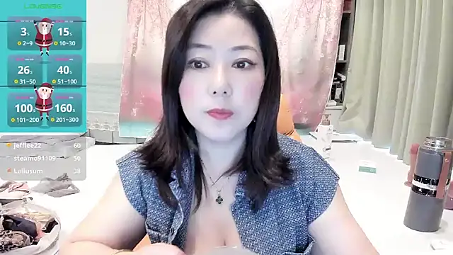 Snapshot of Crystal_Wings chatting on December 28, 7:22 am Crystal Wings online show from December 28, 7:22 am