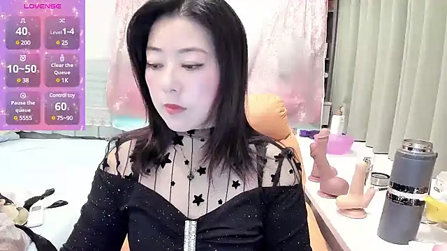 Snapshot of Crystal_Wings chatting on January 6, 1:08 pm Crystal Wings online show from January 6, 1:08 pm