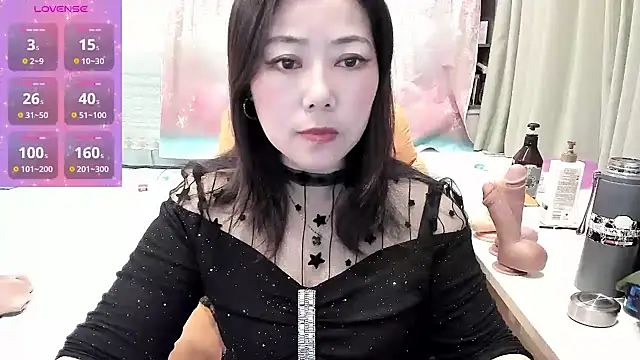 Snapshot of Crystal_Wings chatting on January 19, 1:22 pm Crystal Wings online show from January 19, 1:22 pm
