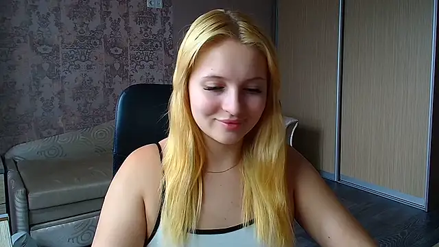 Snapshot of Milka_kiss_ chatting on June 9, 12:28 pm Milka kiss online show from June 9, 12:28 pm
